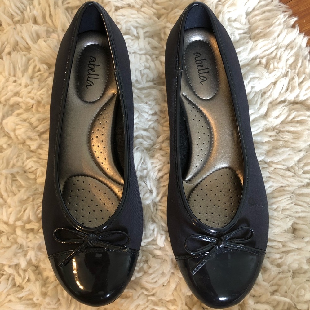 Navy Abella flats